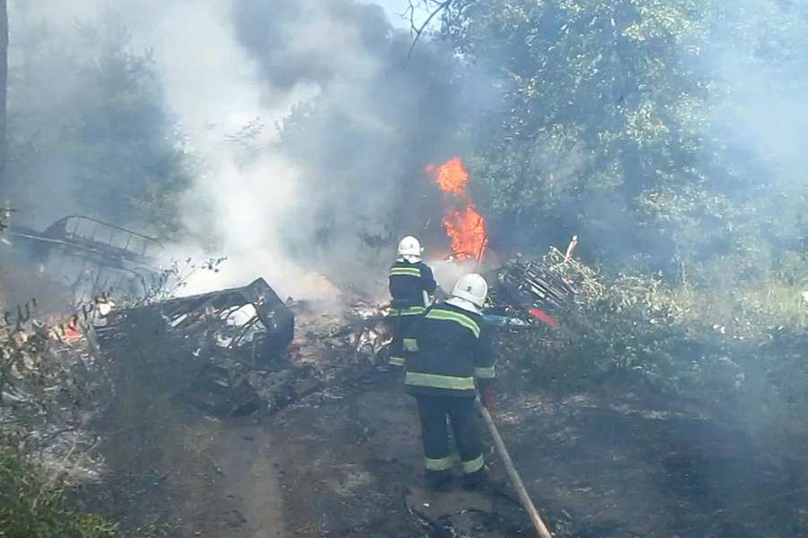 На Полтавщині згорів літак АН-2, загиблих немає (фото)