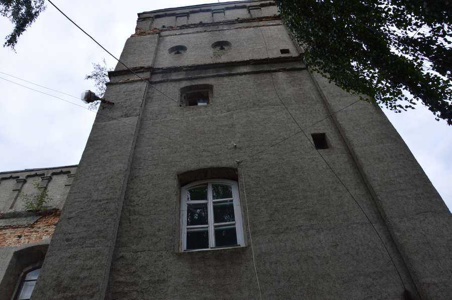 «Динамо» через суд просять звільнити приміщення синагоги у Луцьку