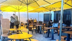 У Луцьку запрацювала літня тераса McDonald’s (фото)