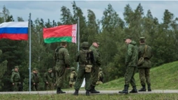 На білоруському кордоні росія готує провокацію зі смертями (відео)