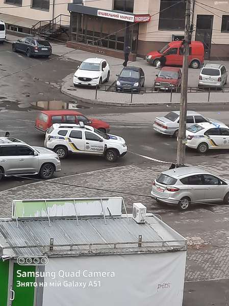 У Луцьку зупинили «шумахера», який перевищив швидкість і втікав від поліції (фото)