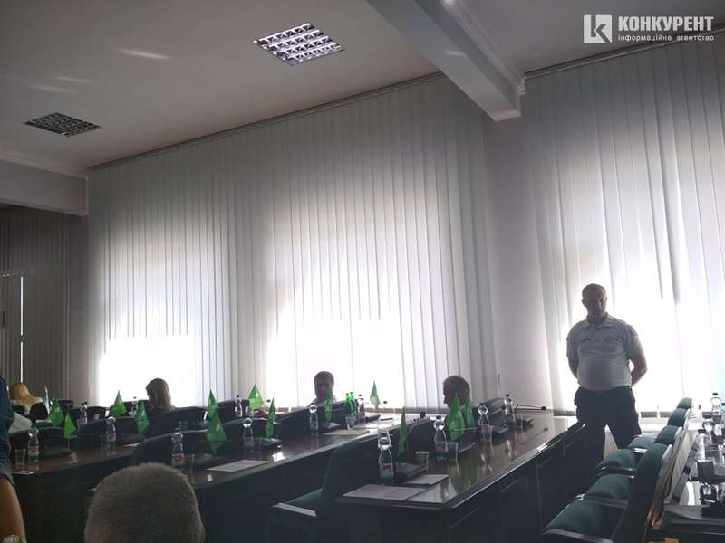 Депутати Луцькради після перерви не повернулися до зали засідань (оновлено)