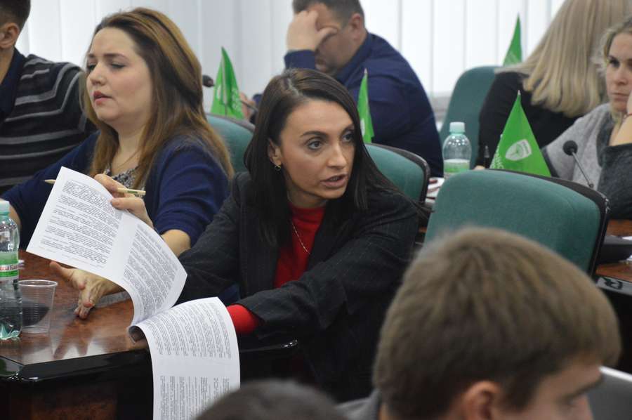 Юлія Вусенко проти, аби кошти на ремонт школи забирали з ремонту прибудинкових територій