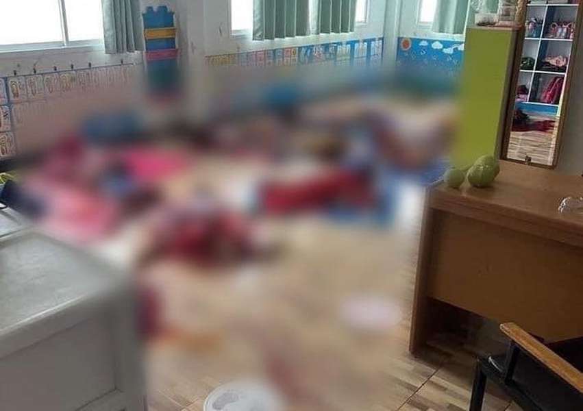 У Таїланді чоловік вбив 22 дітей та 12 дорослих у садочку