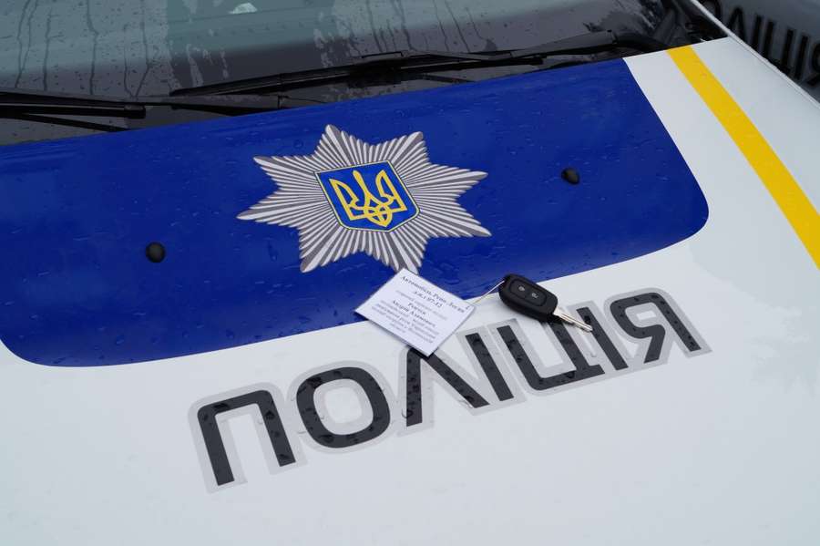 Автопарки управлінь поліції Охорони Рівненщини та Волині поповнилися новими автомобілями (фото)