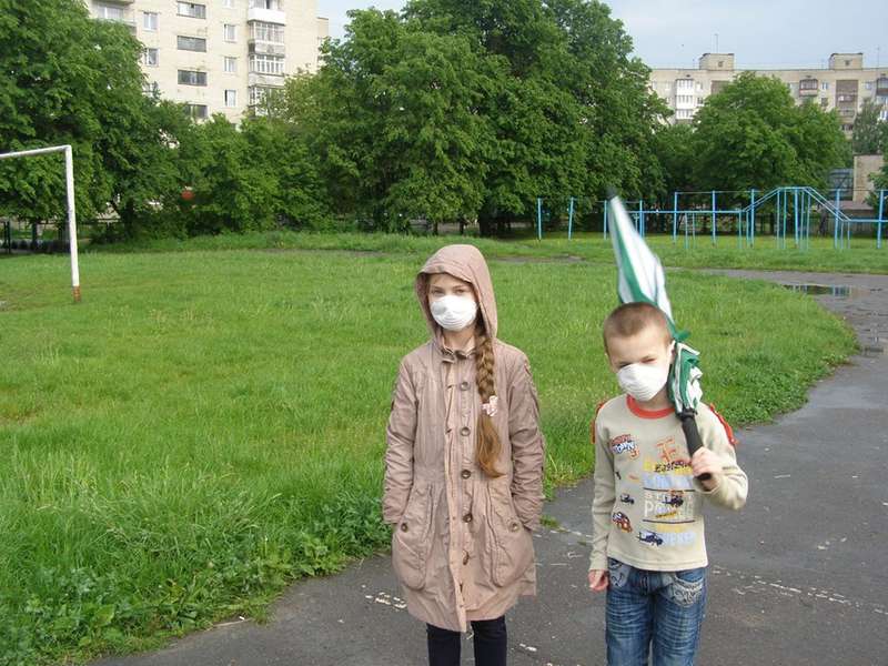 Лучани просять владу повернути місту чисте повітря (фото) 
