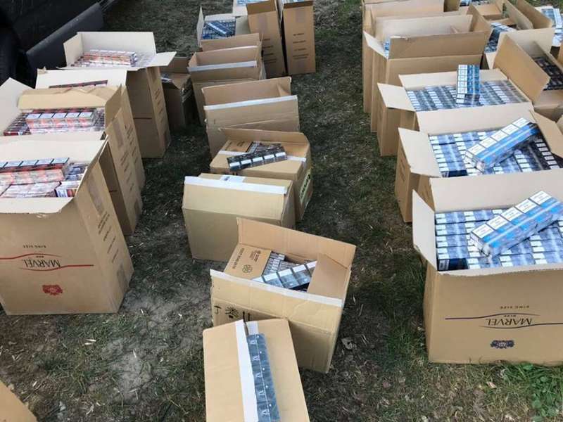 У Ковелі в авто знайшли 37 ящиків контрафактних цигарок (фото)