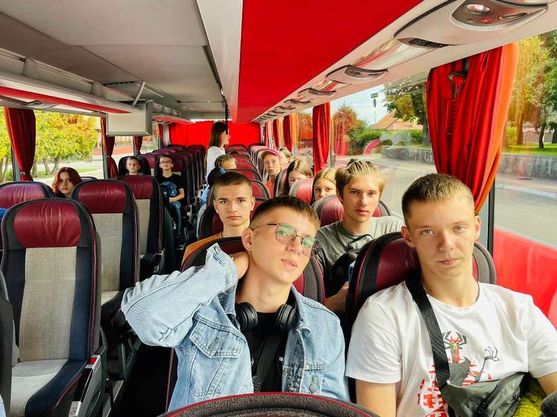 Діти переселенців і військових з Нововолинська відпочинуть за кордоном (фото)