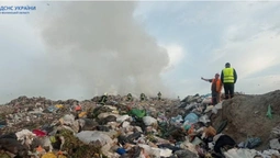 У Брищі під Луцьком загорілося міське сміттєзвалище (фото)