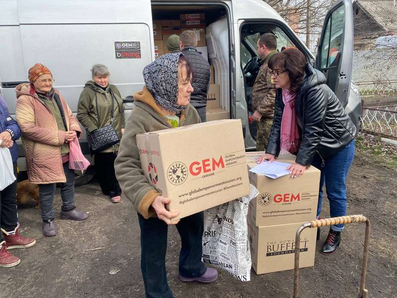 Volunteers delivered aid to one of the hottest spots on the front line