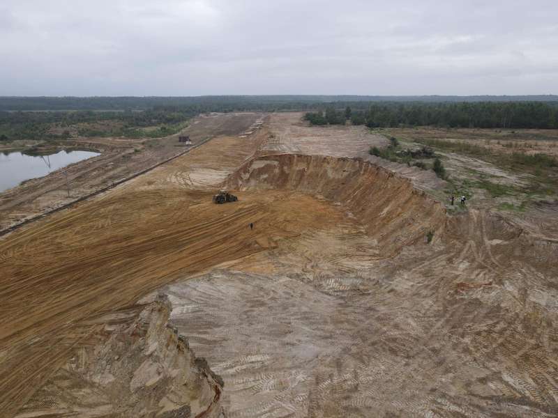 На Волині в «Укрзалізниці» вкрали 40 тисяч тонн піску (фото)