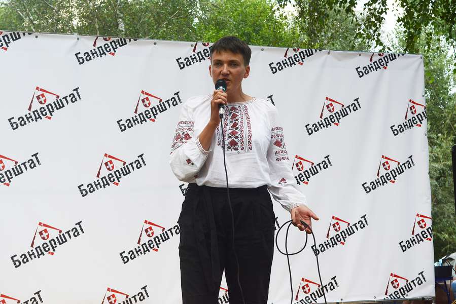 Надія Савченко на «Бандерштаті»: «Народ – бидло. Це вина влади» (фото, відео)