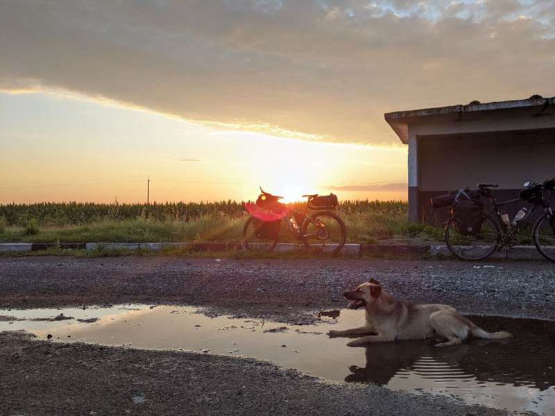 Мандрівка у Карпати: двоє волинян за 8 днів подолали тисячу кілометрів на велосипедах