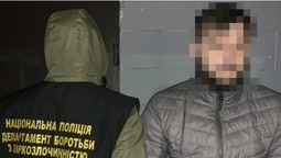 «Заробляв» по 100 тисяч щомісяця: у Луцьку затримали 26-річного наркобаригу (фото)