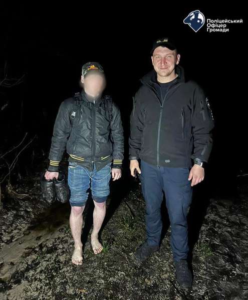 У волинському лісі заблукав житель Чернігова – його знайшли «шерифи» (фото)