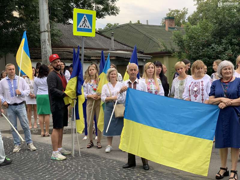 День прапора: як у Луцьку піднімали державний стяг (фото)