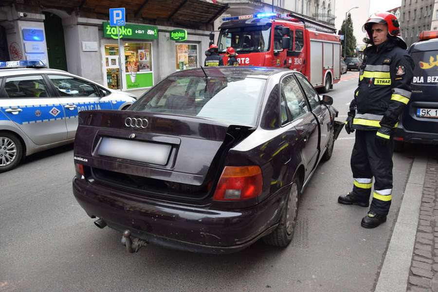 П’яний українець у Польщі протаранив вісім автомобілів (фото)