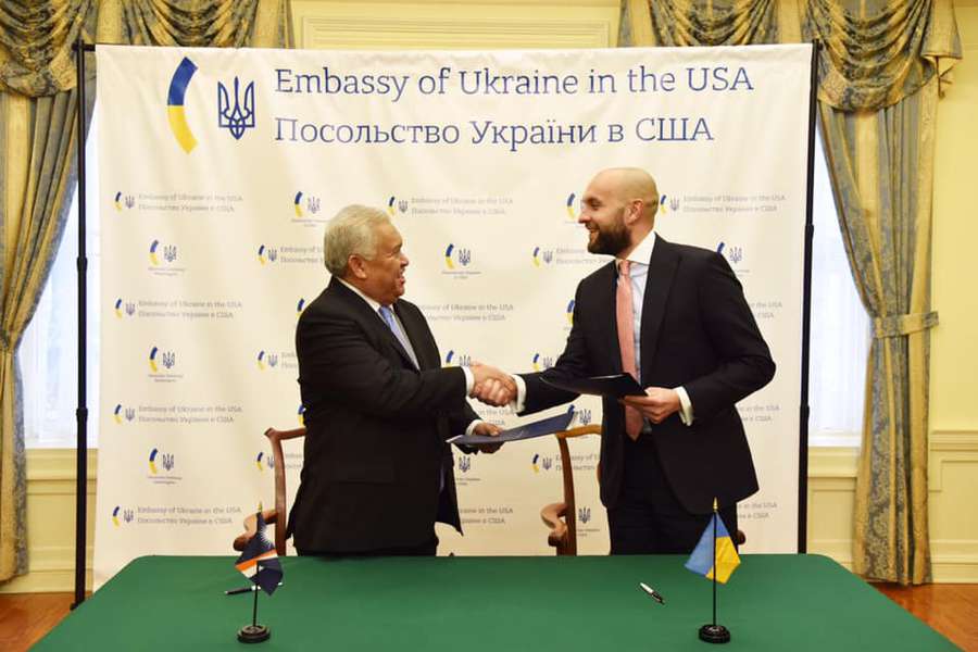 Україна підписала безвізовий режим з Маршалловими островами (фото)