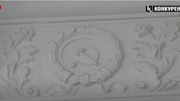 Серпи і молоти: на стінах аудиторії ВНУ – десятки радянських символів (відео)