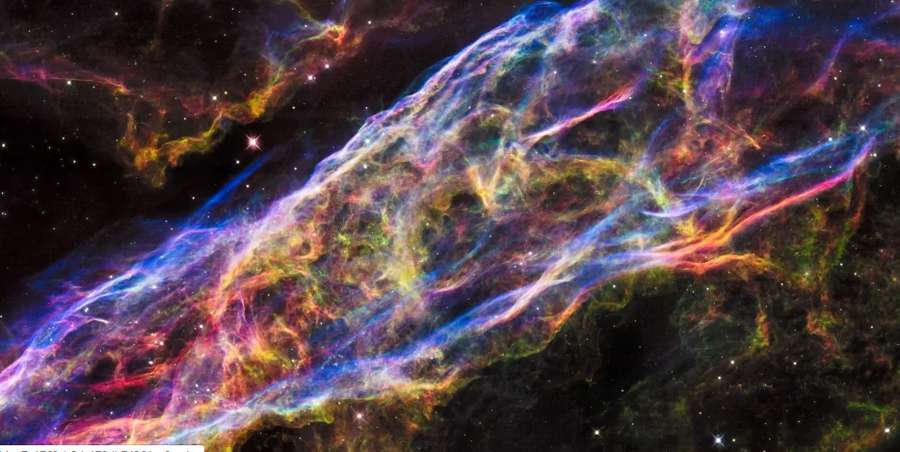 Залишки наднової зірки в туманності Вуаль. Фото 2015 року