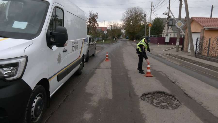 У Луцьку обстежили дорогу на вулиці Городецькій: які результати (відео)