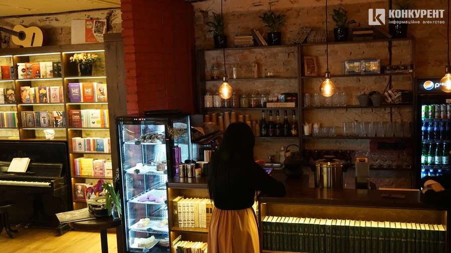 У Луцьку відкрили унікальну кав'ярню: що там цікавого (фото)