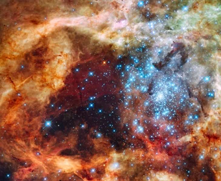 Телескоп Хаббл три роки досліджував зірки в ультрафіолетовому світлі: як і навіщо