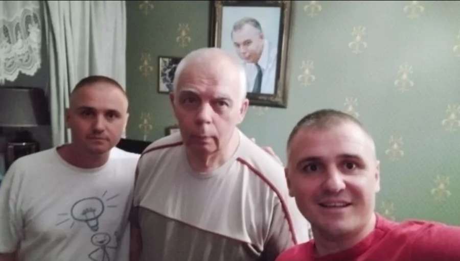 Брати Кононовичі з нардепом-комуністом Георгієм Буйком