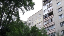 У Луцьку 19-річна дівчина вистрибнула з дев'ятиповерхівки: повідомили подробиці (відео)