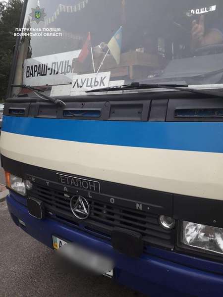 Волинські патрульні виявили 91 несправний автобус 