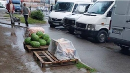 У Луцьку муніципали покарали вуличних торговців (фото)