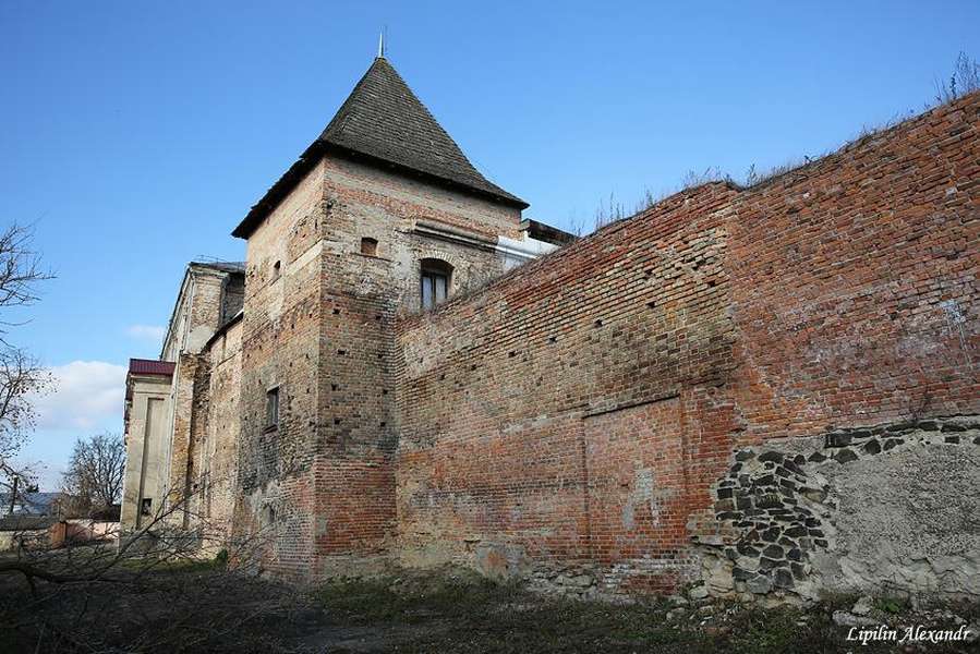У Луцьку відновлять вежу замку 