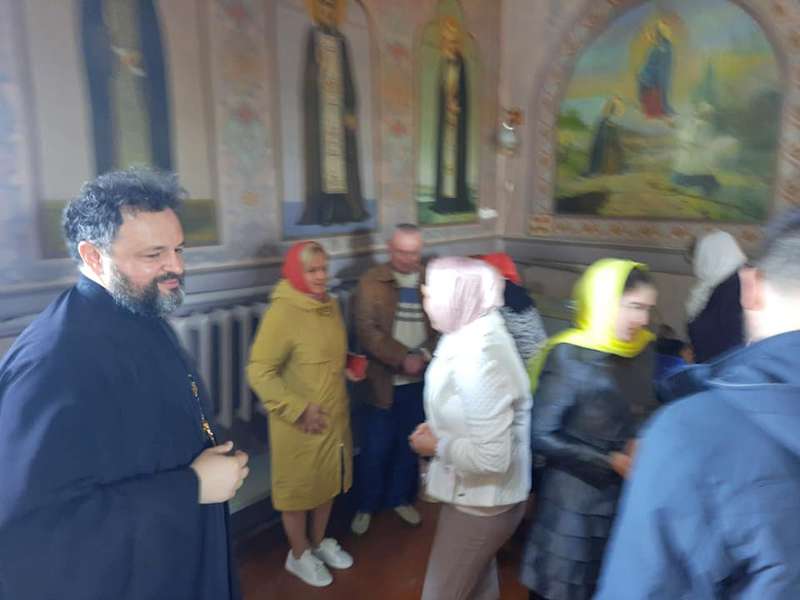 Хірург та священник Валіхновський відправив службу в храмі у Турійську (фото, відео)