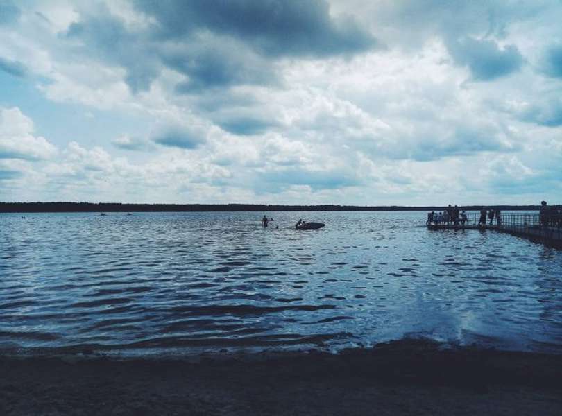 Відпочинок на Білому озері: скільки коштує і як потрапити (фото) 