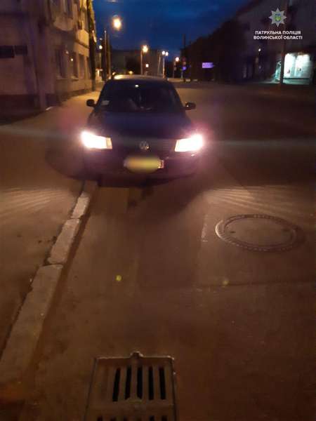 У Луцьку п'яний водій хотів підкупити патрульних (фото, відео)