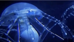Швидкість під водою сягає 6 м/с: унікальна «медуза» очищатиме від сміття дно Світового океану (відео)