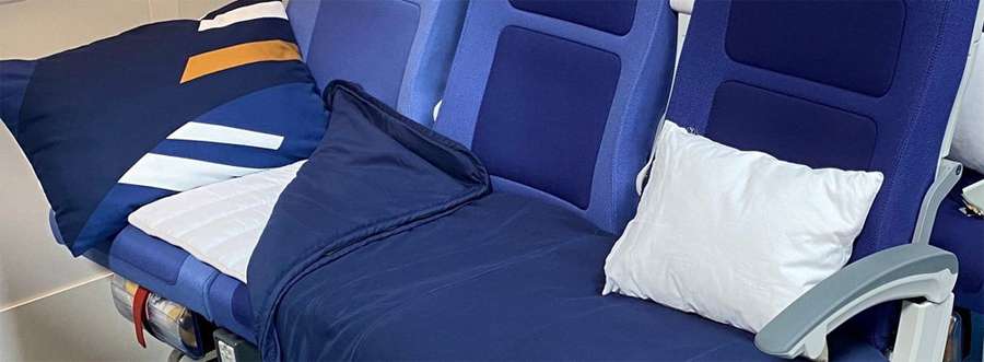 Німецька авіакомпанія почала продавати спальні місця в економ-класах