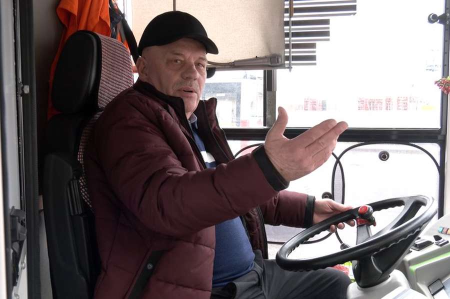 У Луцьку ремонтують аварійний колектор: як тепер їздить громадський транспорт