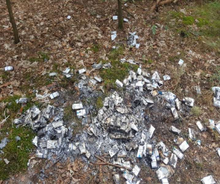 На Волині знайшли більше 30 ящиків контрабандних сигарет (фото)