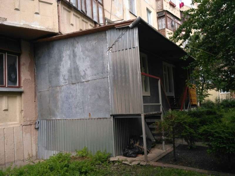 Нові цілі муніципалів: у Луцьку знесуть паркани, гаражі і обмежувачі (фото) 
