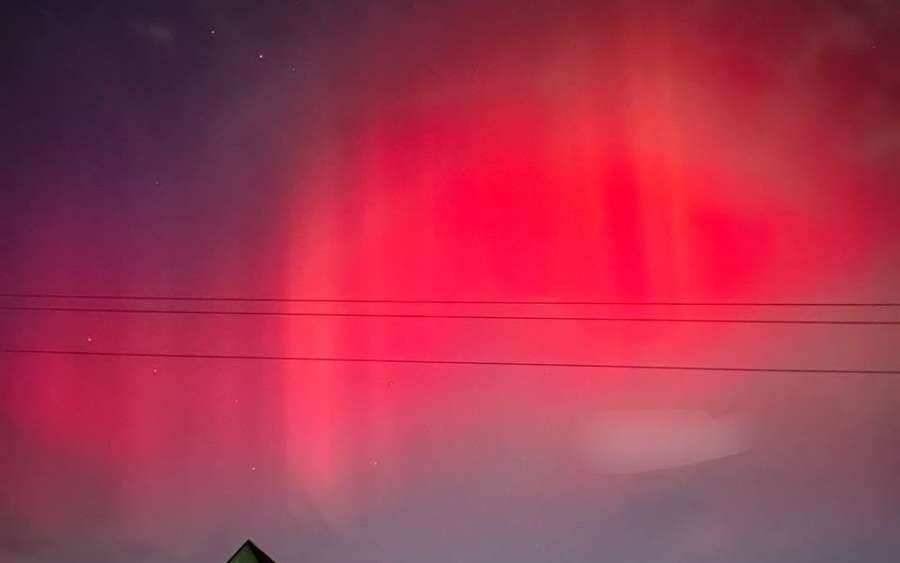 Зачаровує: в небі над Україною помітили полярне сяйво (фото)