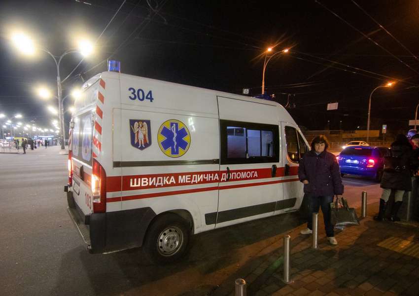 У Києві люди побили «маршрутчика», який збив трьох жінок (фото, відео)