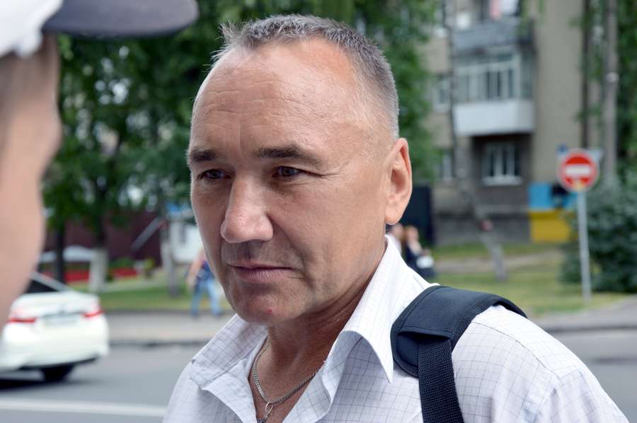 Активіст  Ростислав Дужик каже, що його побили після пікету Прокуратури><span class=