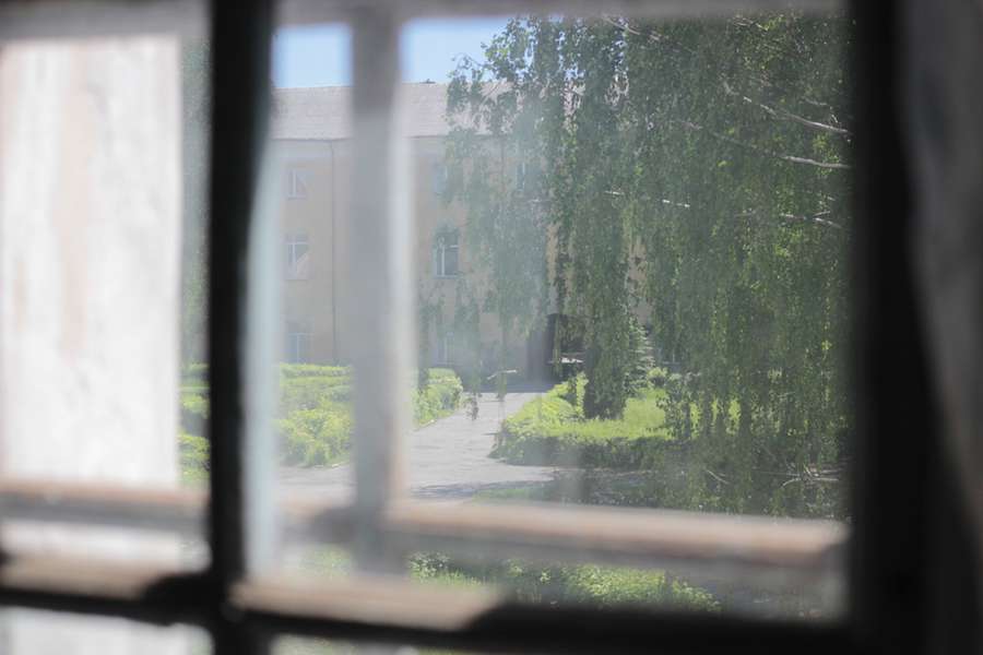 Похмура естетика: як виглядає всередині Олицький замок, в якому була психлікарня (фото)