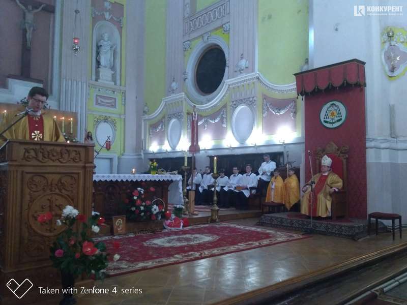 Римо-католики на Волині святкують Великдень (фото)