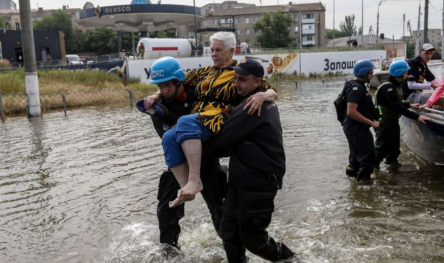 Evacuation from Kherson will last for several more days, the situation is difficult