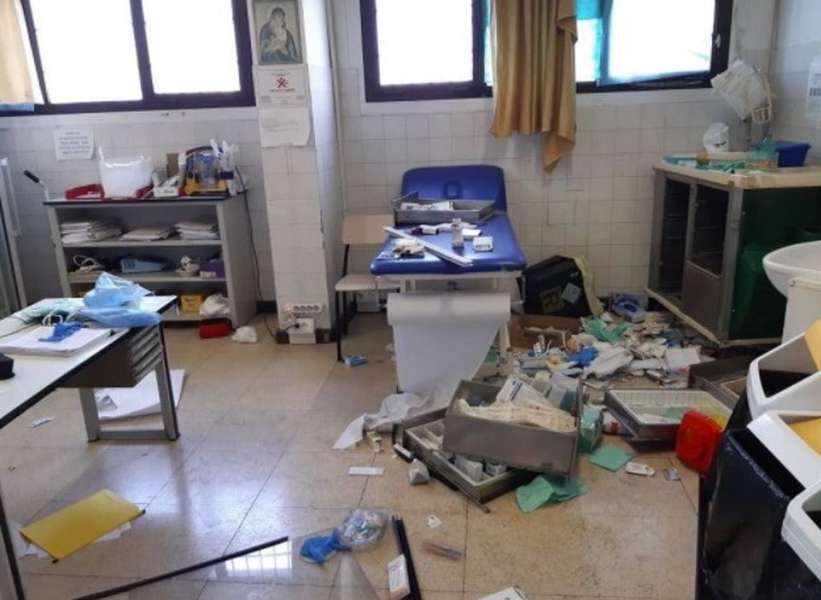 В Італії через коронавірус у в’язницях спалахнули бунти (фото, відео)
