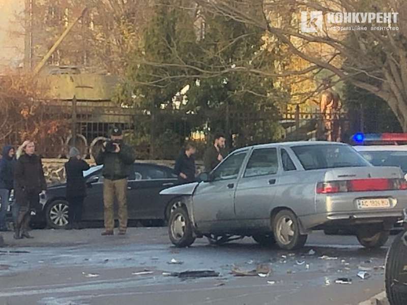 У Луцьку на Шопена – аварія: шукають очевидців (фото, оновлено)