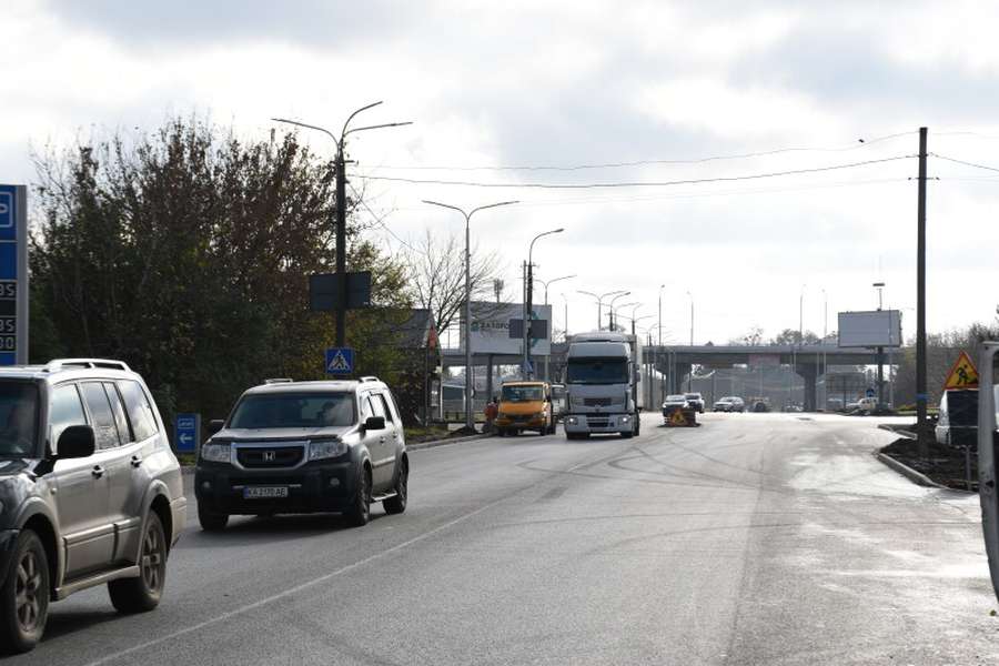 Капітальні ремонти по Луцьку: як уже виглядають дороги і прибудинкові території (фото)