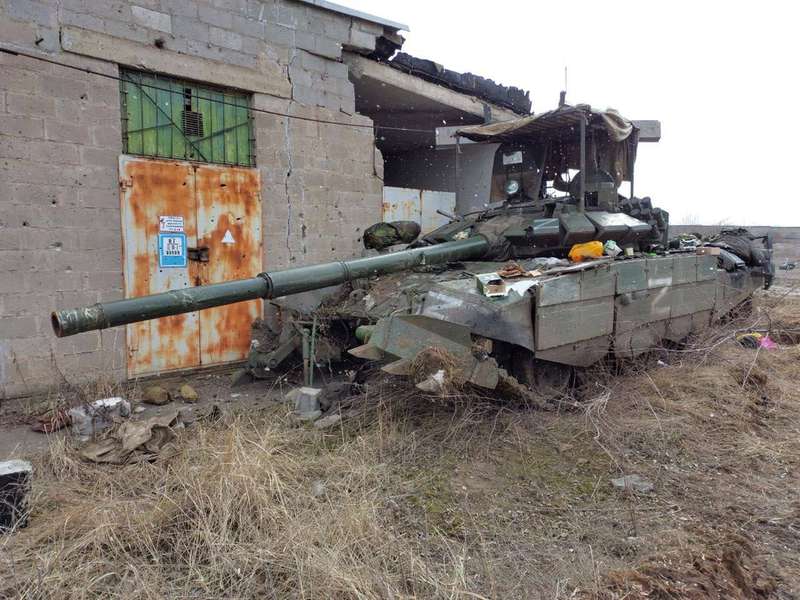 У бою за Маріуполь українці знищили танкову роту ворога (фото)